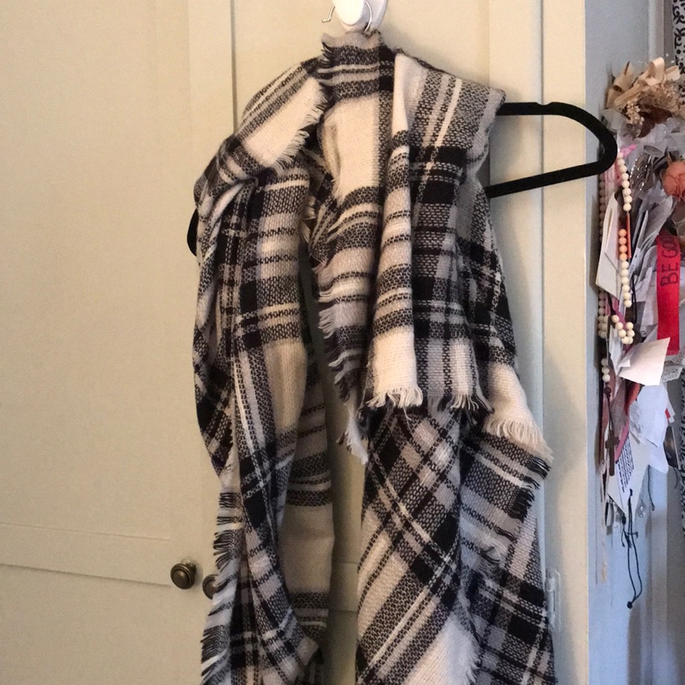 Blanket scarf